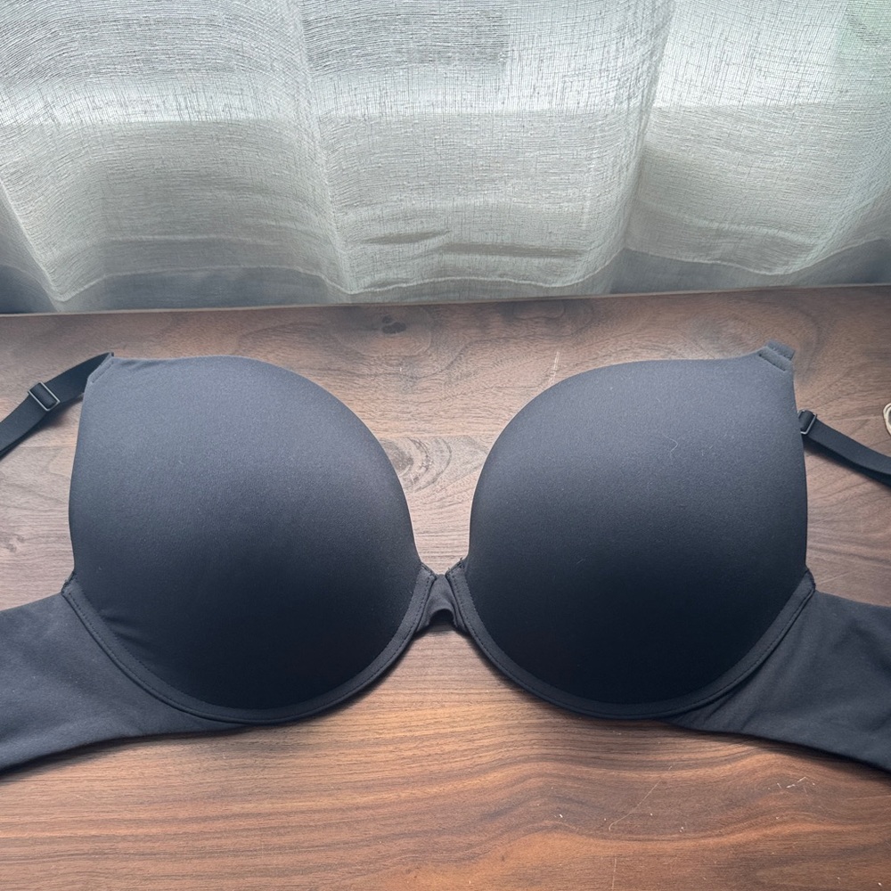 SKIMS Black Women's Bra